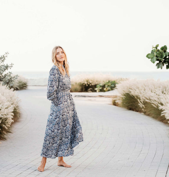 6 Amazing Nursing Friendly Dresses For Wedding Guests in 2022 – Ellie and  Becca